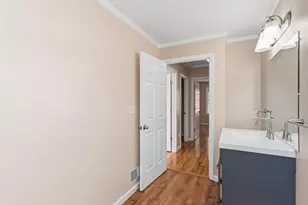254 Front St, Manchester, NH 03102 - Photo 32