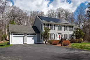 6 Drury Plains Rd, Stratham, NH 03885 - Photo 2