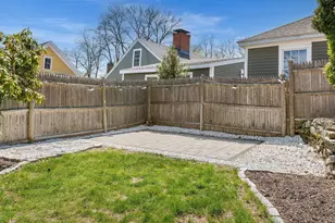 348 Maplewood Ave, Portsmouth, NH 03801 - Photo 22