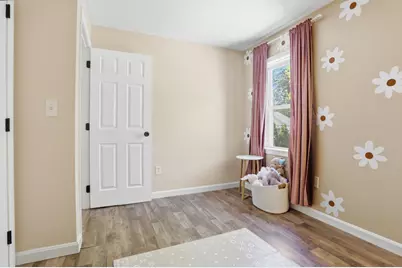 80 Manchester Street, Nashua, NH 03064 - Photo 12