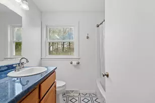 74 Suzanne Dr, Portsmouth, NH 03801 - Photo 16