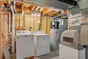 74 Suzanne Dr, Portsmouth, NH 03801 - Photo 26