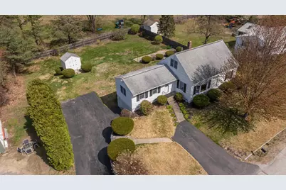 17 Stevens Avenue, Merrimack, NH 03054 - Photo 2