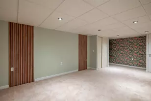 5 Ashland St, Nashua, NH 03064 - Photo 34