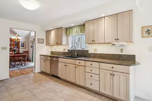 28 Summit Dr, Grantham, NH 03753 - Photo 10