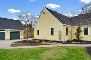 6 Fifield Ln, Stratham, NH 03885 - Photo 2