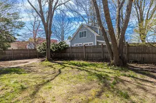 23 Gill St, Exeter, NH 03833 - Photo 12