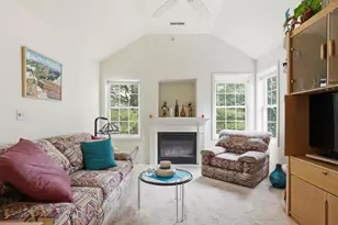 23 Bourne Dr, Bedford, NH 03110 - Photo 14