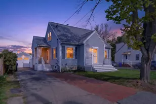 405 Hill St, Manchester, NH 03102 - Photo 2