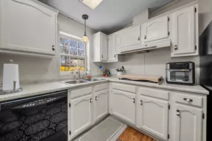 24 Granite Dr, North Hampton, NH 03862 - Photo 16