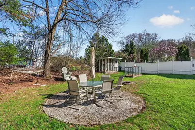 23 Juniper Road #R, Derry, NH 03038 - Photo 4