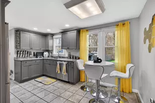 23 Juniper Rd, Derry, NH 03038 - Photo 6