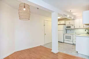 90 Fleet St, Portsmouth, NH 03801 - Photo 16