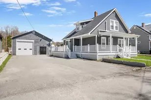 13 Merrill St, Colebrook, NH 03576 - Photo 1