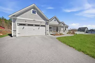 410 Blane Cir, Pembroke, NH 03275 - Photo 2