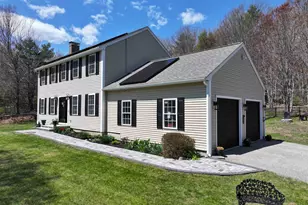 118 Harriman Hill Rd, Raymond, NH 03077 - Photo 1