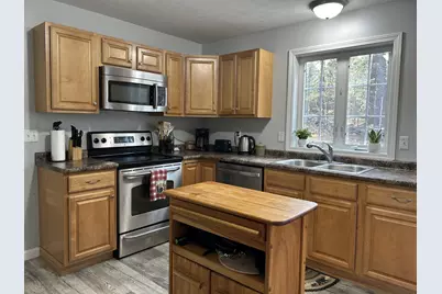 90 Cedar Ridge Drive, New Ipswich, NH 03071 - Photo 10