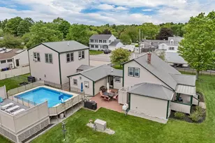 163 Ocean Rd, Portsmouth, NH 03801 - Photo 2