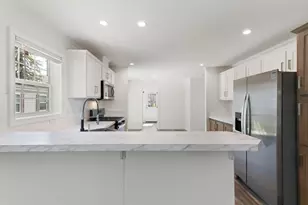 40 Pine St, Hinsdale, NH 03451 - Photo 8
