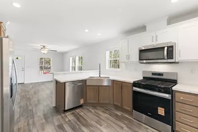 40 Pine Street, Hinsdale, NH 03451 - Photo 2