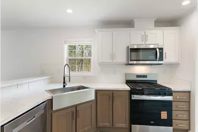 40 Pine Street, Hinsdale, NH 03451 - Photo 4