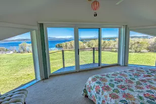86 Town Line Rd, South Hero, VT 05486 - Photo 12
