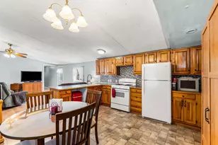 197 New Hillcrest Dr, Greenville, NH 03048 - Photo 4