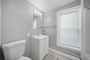 266 Douglas St, Manchester, NH 03102 - Photo 18