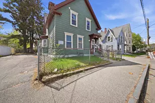 266 Douglas St, Manchester, NH 03102 - Photo 6