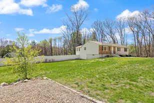 17 Oxbow Ln, Derry, NH 03038 - Photo 4