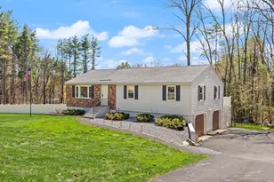 17 Oxbow Ln, Derry, NH 03038 - Photo 1