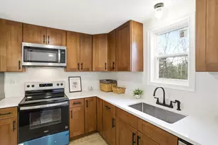 26 Scott Dr, Alton, NH 03810 - Photo 10