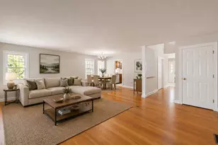 21 Peninsula Dr, Stratham, NH 03885 - Photo 16