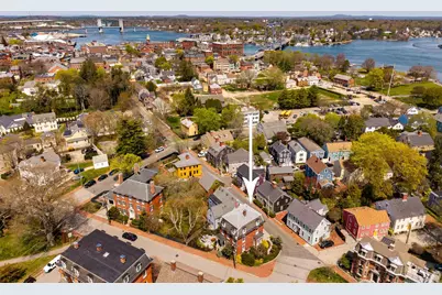 303 Pleasant Street, Portsmouth, NH 03801 - Photo 54