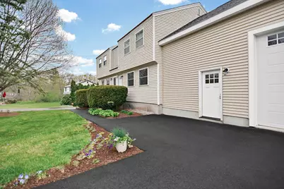 34 Juniper Road #R, Derry, NH 03038 - Photo 2