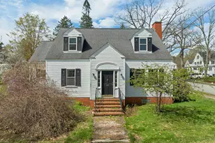 124 Dartmouth St, Laconia, NH 03246 - Photo 26