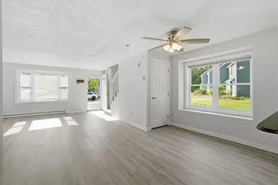 25 Blossom Lane, Merrimack, NH 03054 - Photo 4