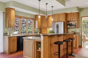55 Lazarus Way, Salem, NH 03079 - Photo 10