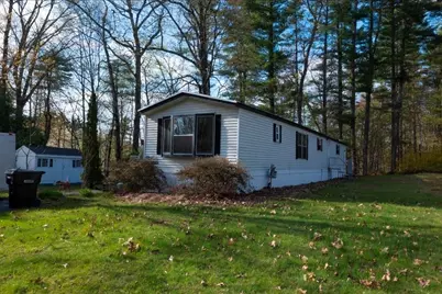 18 Bangor Street, Nashua, NH 03063 - Photo 4