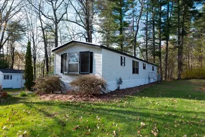 18 Bangor Street, Nashua, NH 03063 - Photo 8