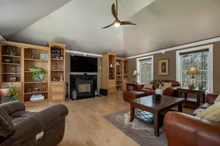 71 Auburn Rd, Hooksett, NH 03106 - Photo 10