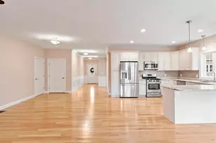 7 Torrey Pines Cir, Plaistow, NH 03865 - Photo 18