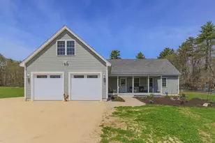 101 Mast Rd, Lee, NH 03861 - Photo 2