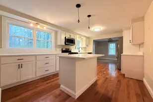 14 Moharimet Dr, Madbury, NH 03823 - Photo 4