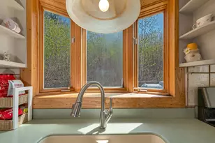 328 Prospect St, Franklin, NH 03235 - Photo 6
