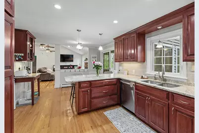 29 Old Sawmill Road, Bedford, NH 03110 - Photo 4