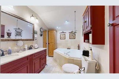 128 Lake Road, Milton, VT 05468 - Photo 20