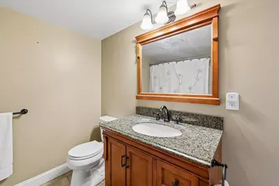 36 Lamprey Street, Manchester, NH 03102 - Photo 22