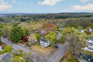 284 Webster St, Manchester, NH 03104 - Photo 8