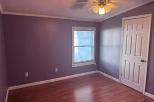 43 Mobile Dr, Hudson, NH 03051 - Photo 8